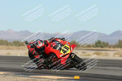media/Nov-01-2025-CVMA (Sat) [[fc0f7531b8]]/Race 11-Amateur Supersport Open/